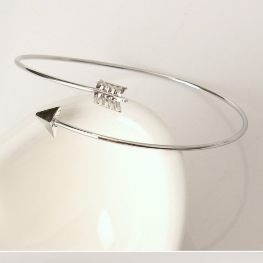 Bangle Bracelet (silver)